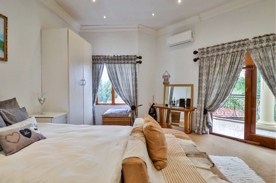 5 Bedroom Property for Sale in Birdwood Estate North West